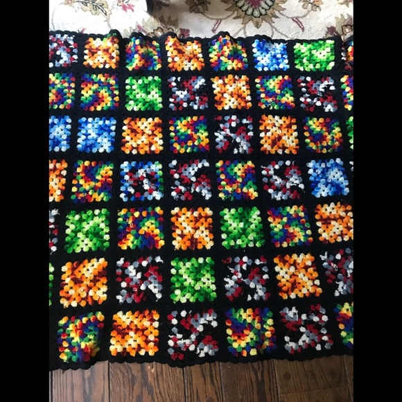 Rare Vintage 100% Wool Crochet Blanket - Picture 1 of 8